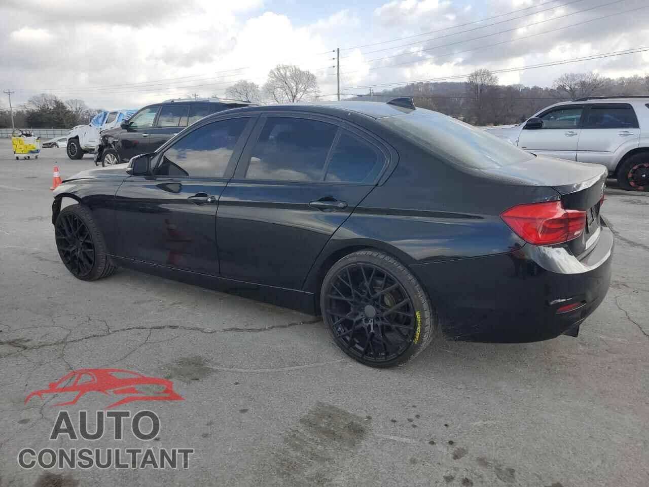 BMW 3 SERIES 2016 - WBA8E1G58GNU11653