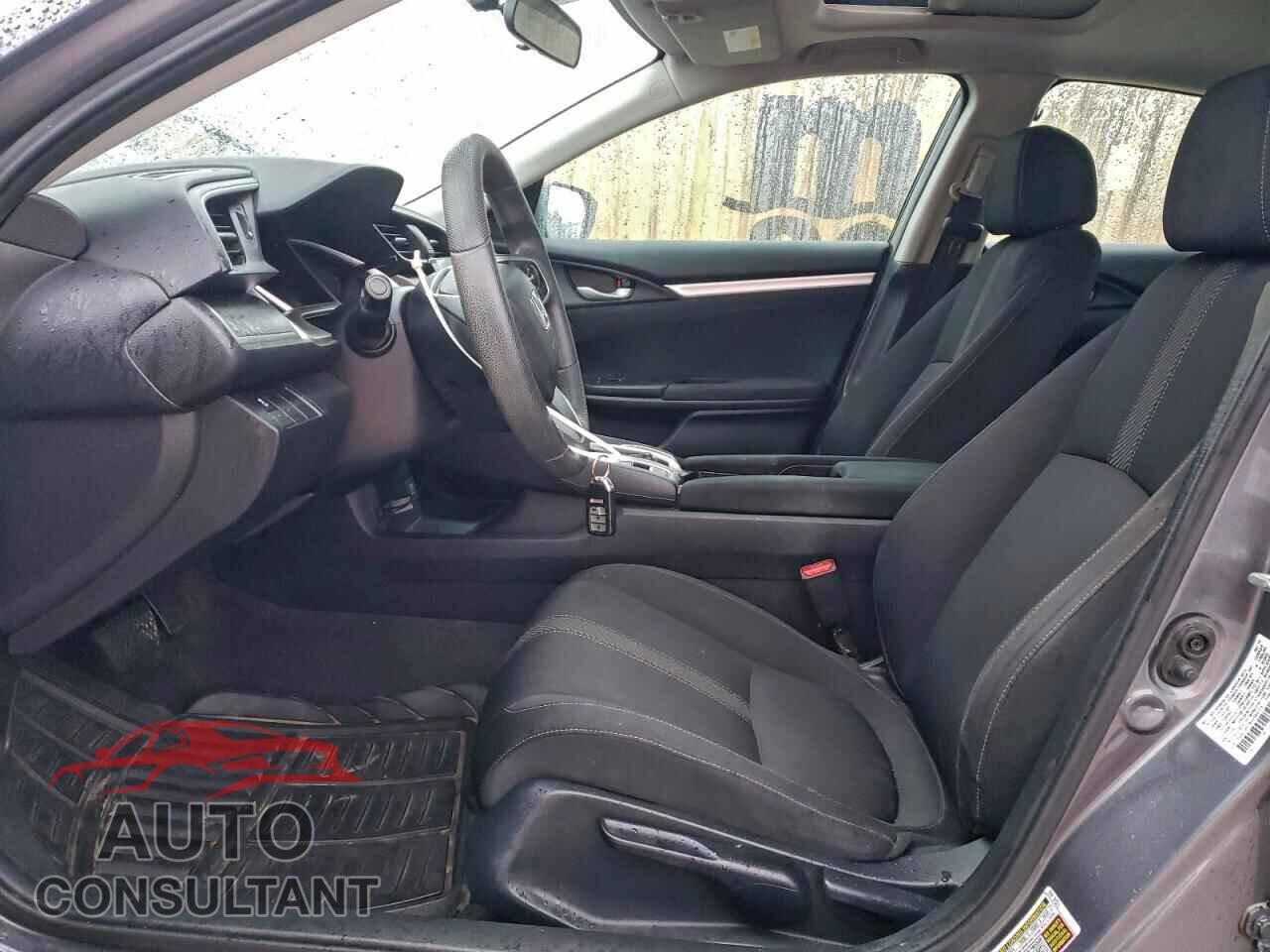 HONDA CIVIC 2018 - 2HGFC2F78JH593123