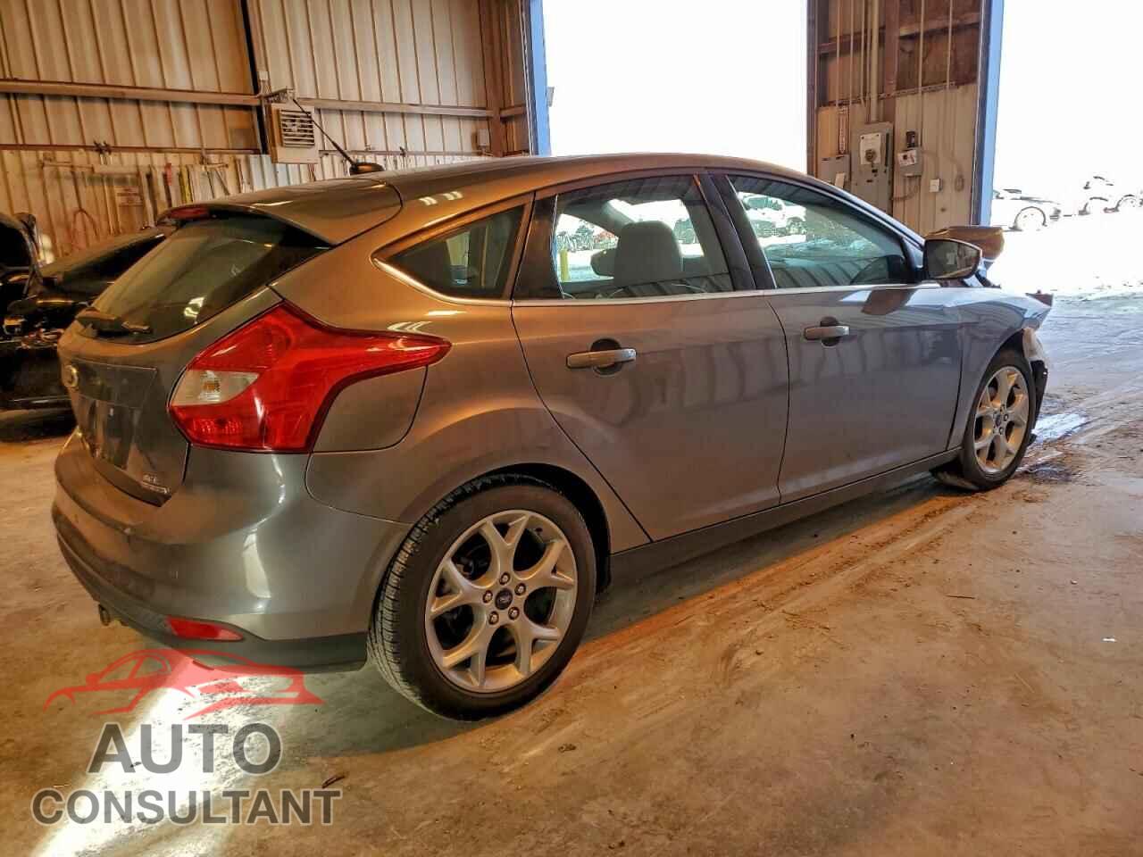FORD FOCUS 2012 - 1FAHP3M29CL434101