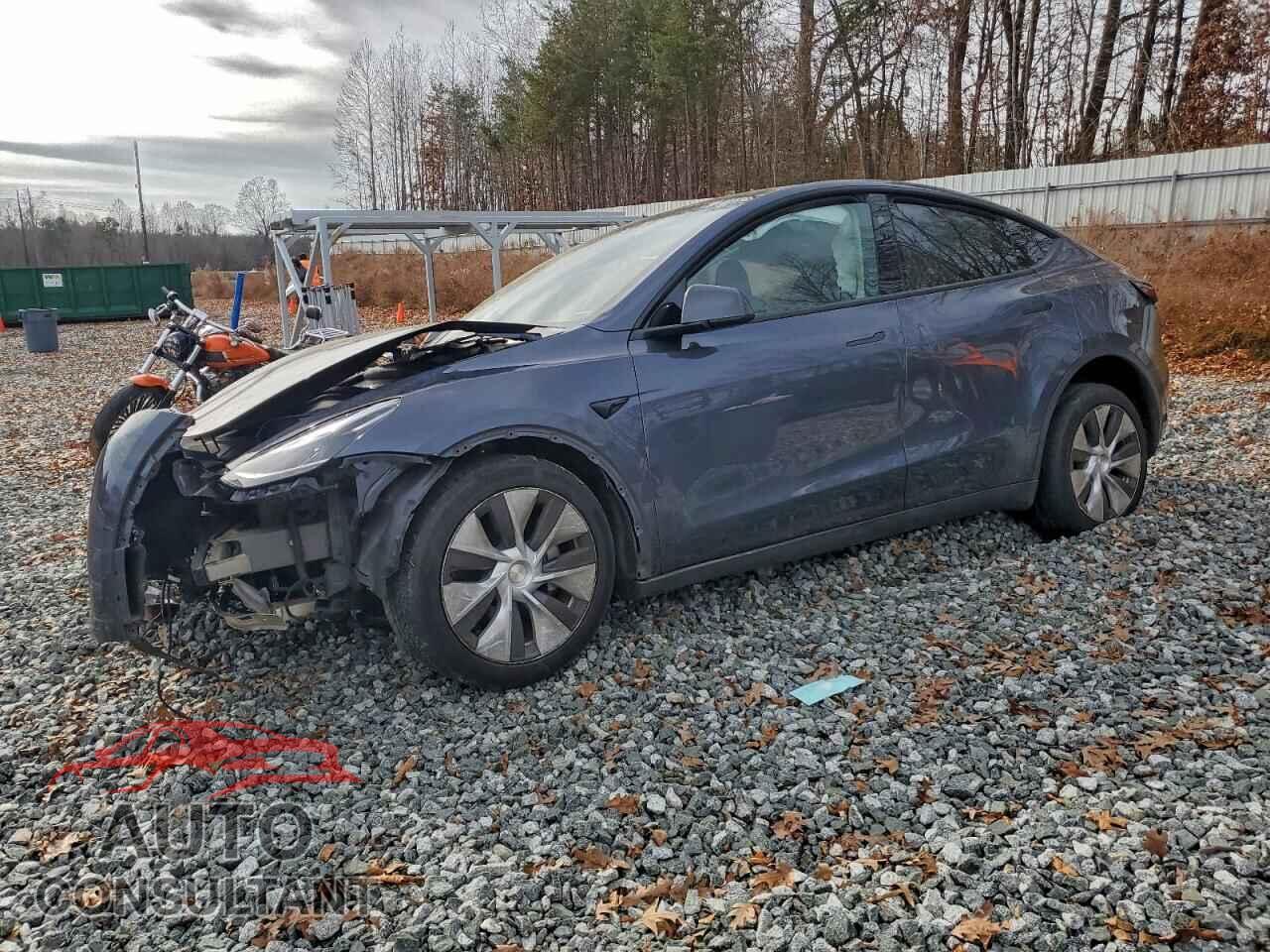 TESLA MODEL Y 2023 - 7SAYGDEE9PF799768