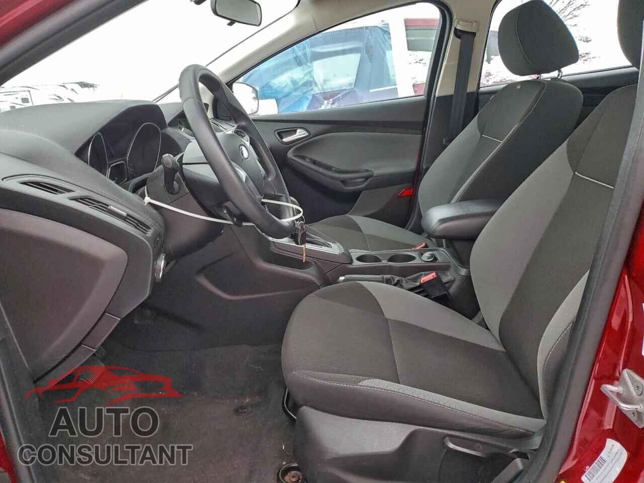 FORD FOCUS 2013 - 1FADP3F2XDL355212