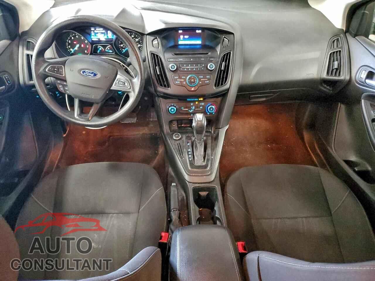 FORD FOCUS 2016 - 1FADP3F28GL268719