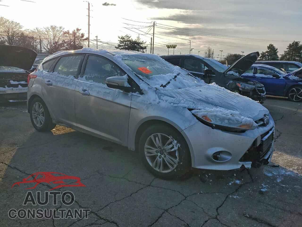 FORD FOCUS 2012 - 1FAHP3M27CL322431