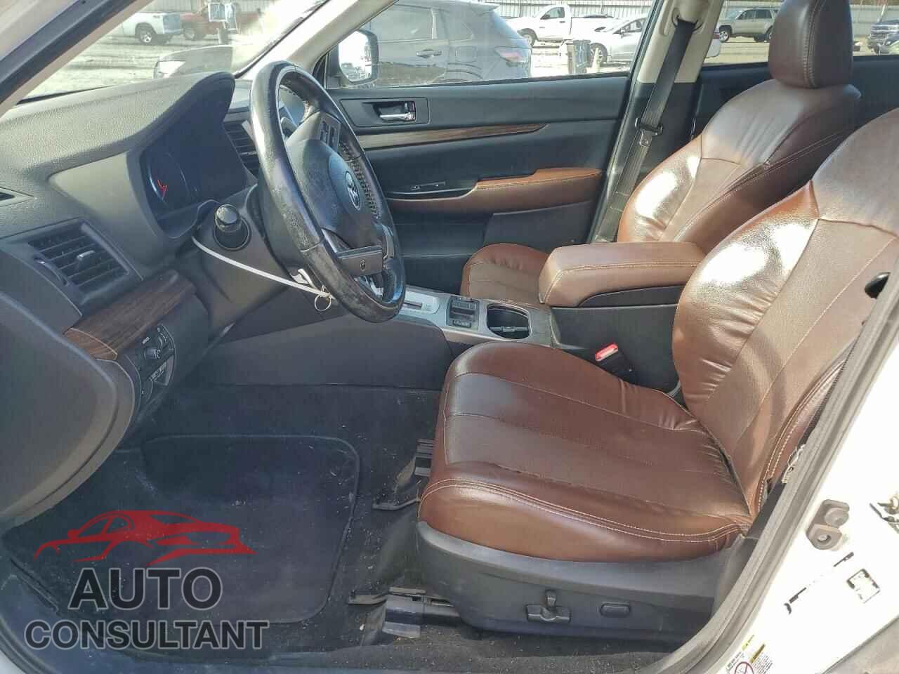 SUBARU OUTBACK 2013 - 4S4BRDSC8D2254073