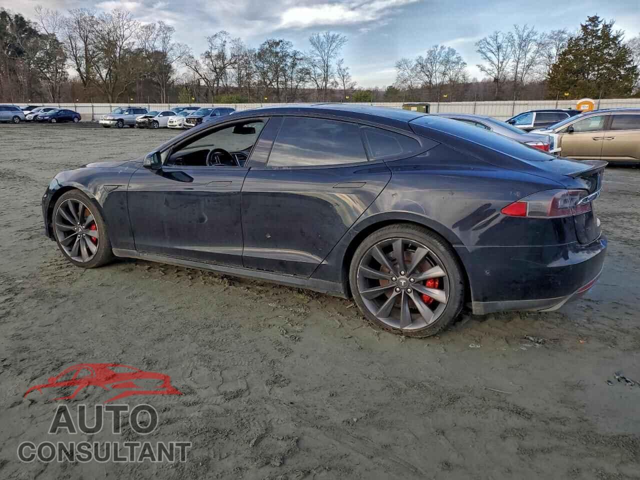 TESLA MODEL S 2015 - 5YJSA1E44FF110972