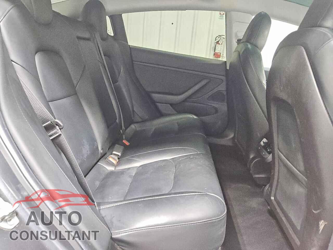 TESLA MODEL 3 2019 - 5YJ3E1EA7KF416220