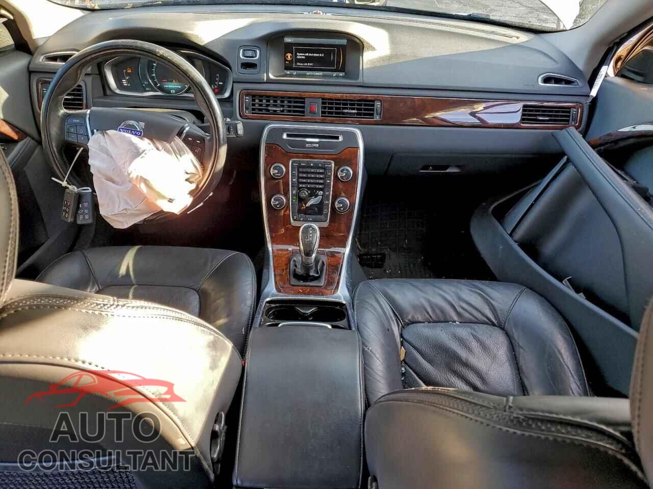 VOLVO XC70 2014 - YV4952BZ5E1180381