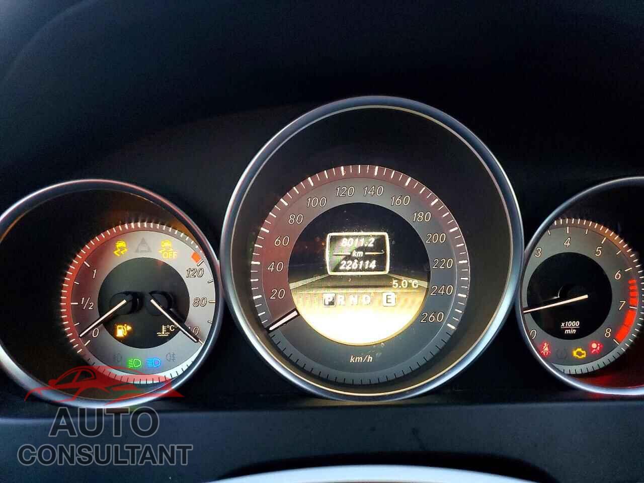 MERCEDES-BENZ C-CLASS 2012 - WDDGF8BB4CF935412