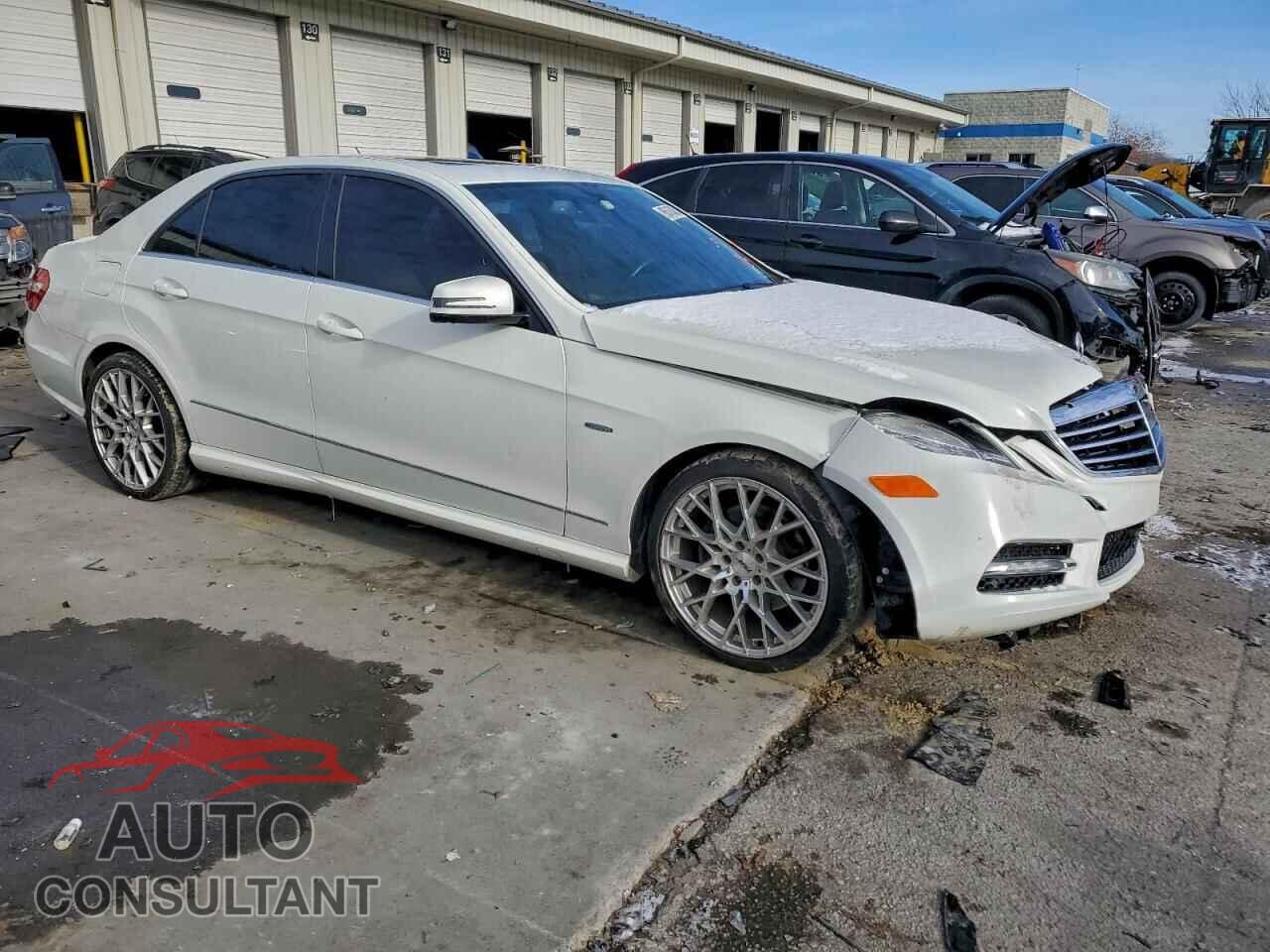MERCEDES-BENZ E-CLASS 2012 - WDDHF8JB2CA521094