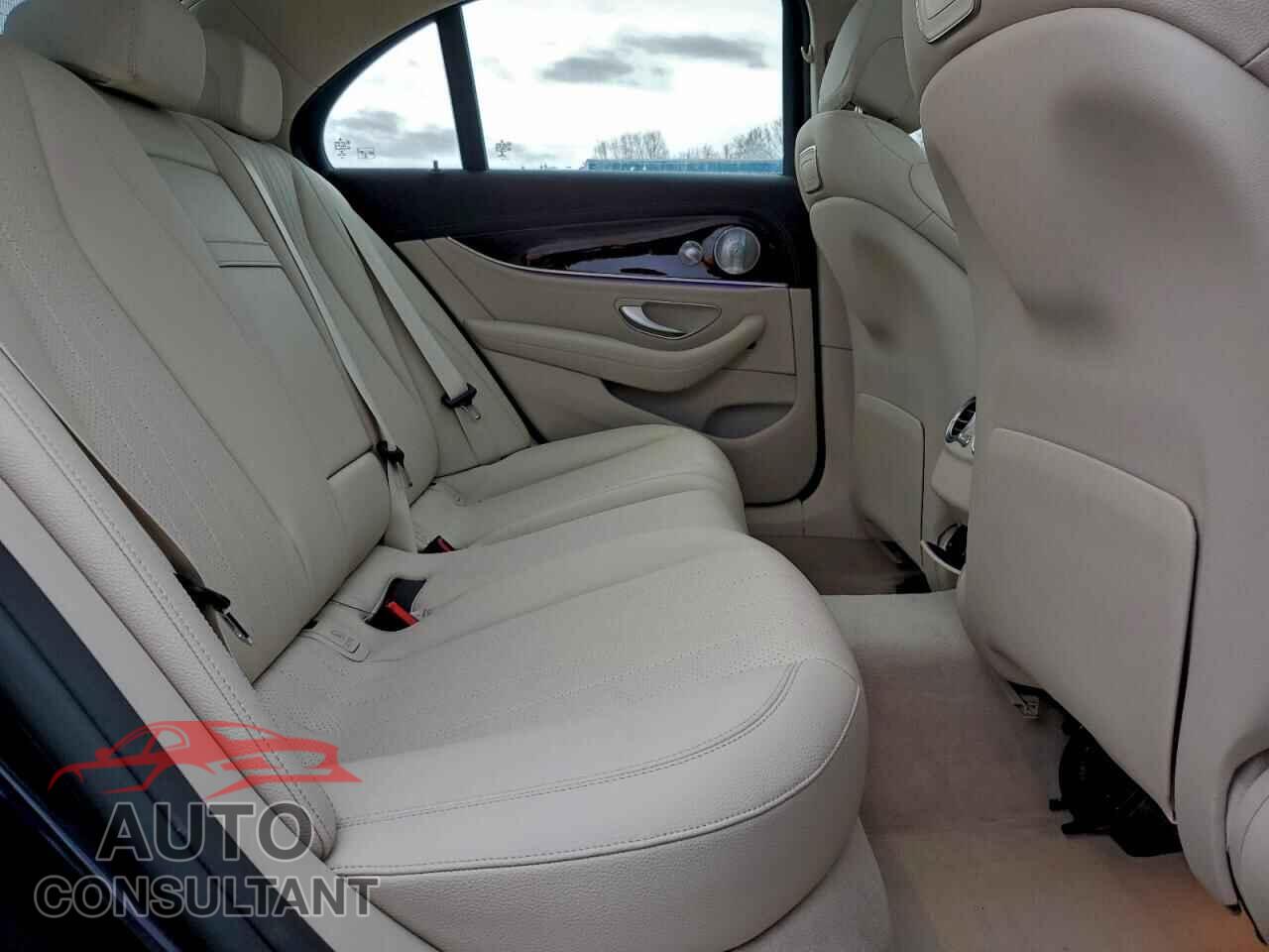 MERCEDES-BENZ E-CLASS 2019 - WDDZF4KB2KA646722