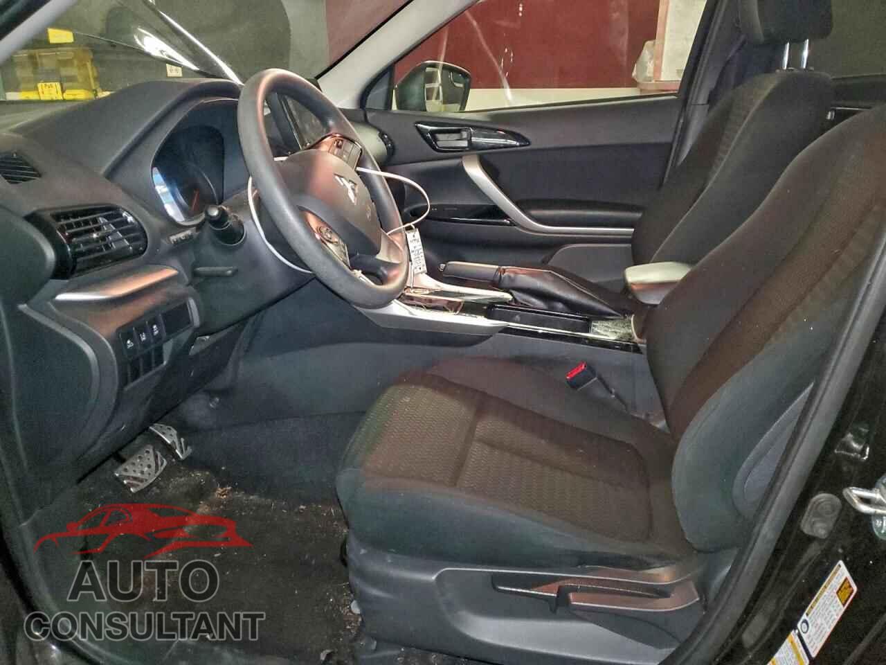 MITSUBISHI ECLIPSE 2022 - JA4ATVAA4NZ013976