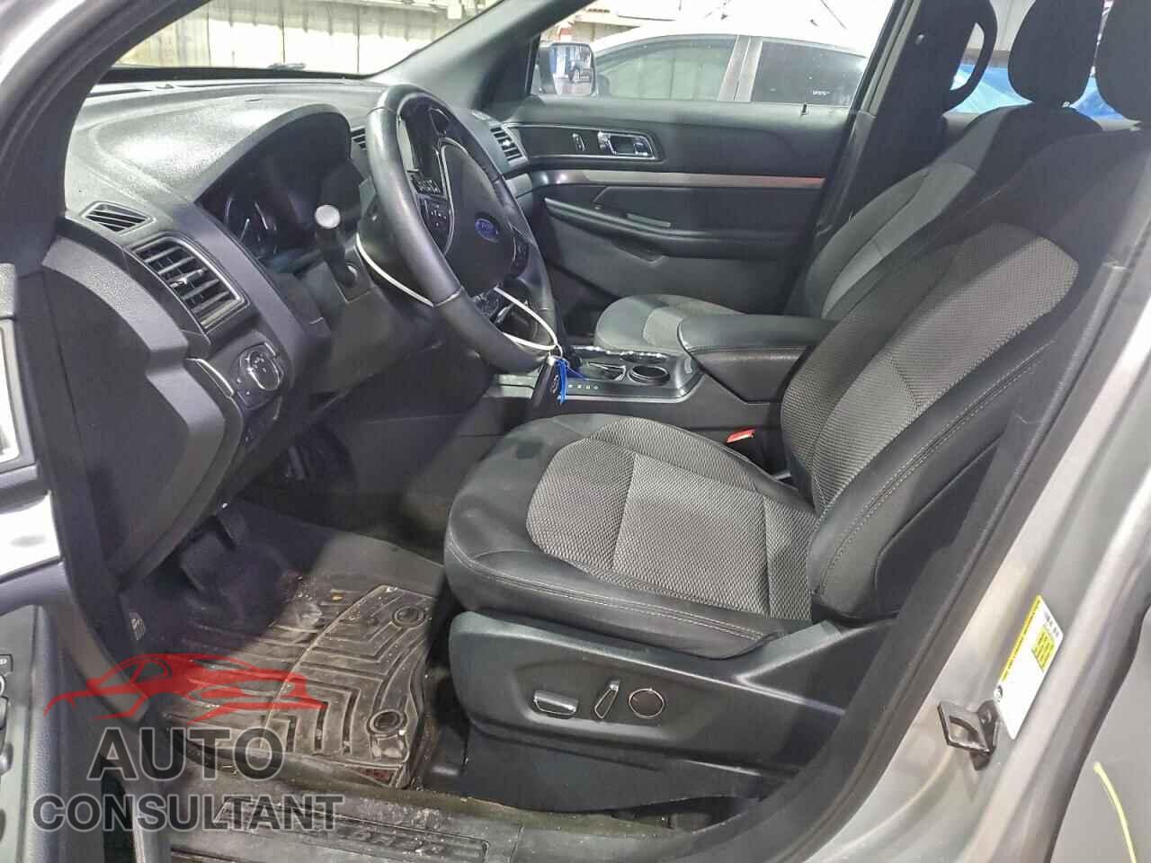 FORD EXPLORER 2018 - 1FM5K7D80JGB26629