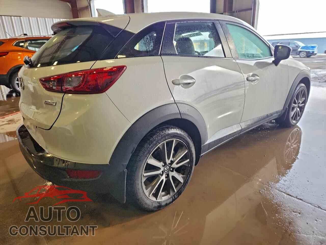 MAZDA CX-3 2017 - JM1DKFC71H0141341