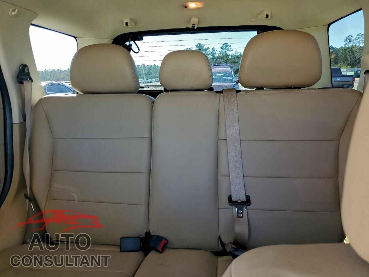 FORD ESCAPE 2012 - 1FMCU9EG8CKC35357