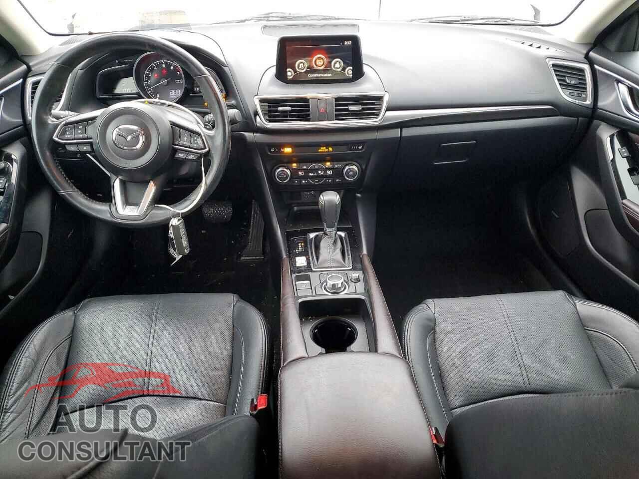 MAZDA 3 2017 - 3MZBN1W37HM128470