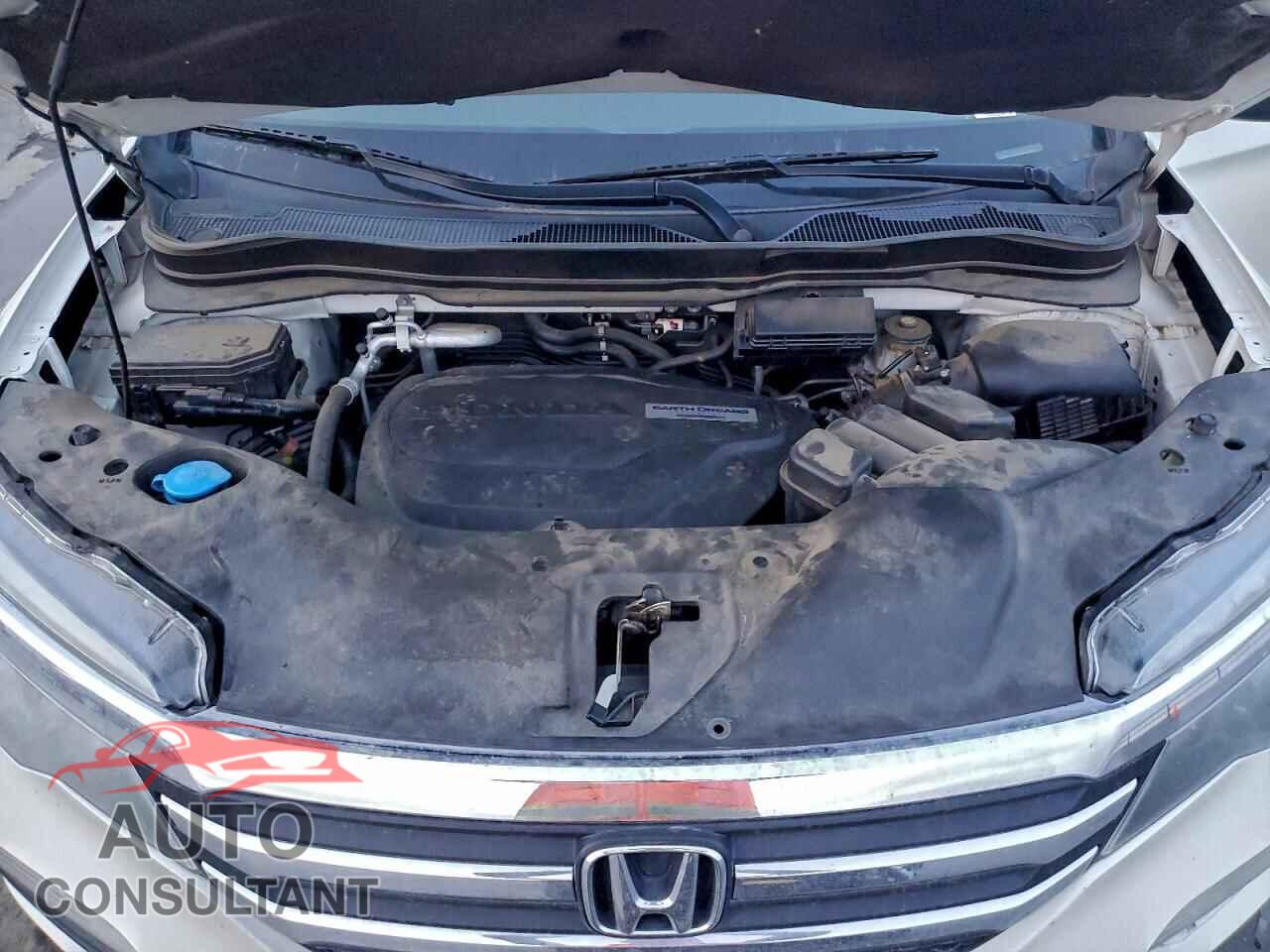 HONDA PILOT 2017 - 5FNYF6H38HB013062