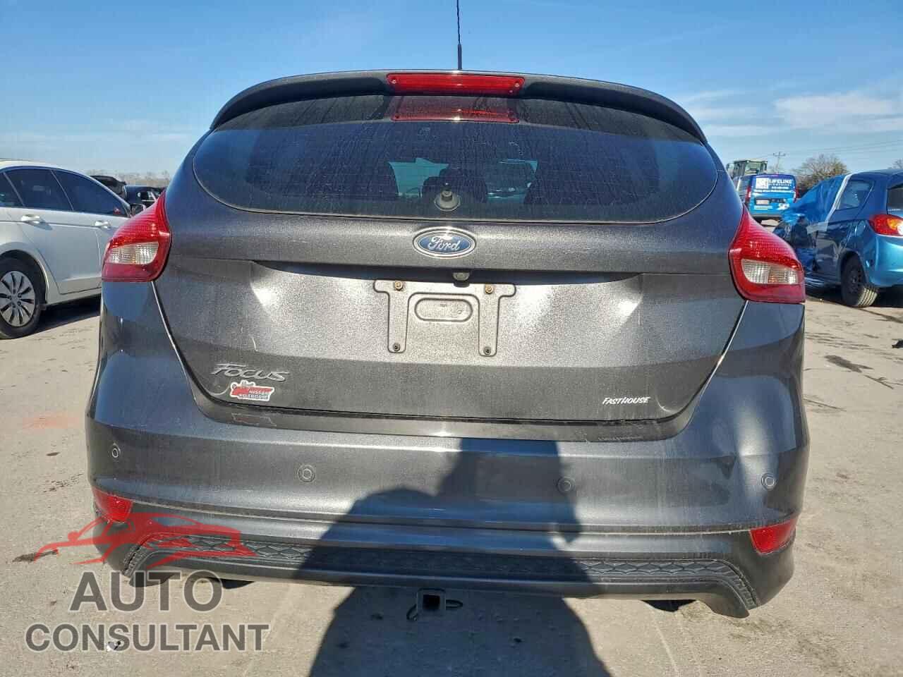 FORD FOCUS 2016 - 1FADP3K21GL219528