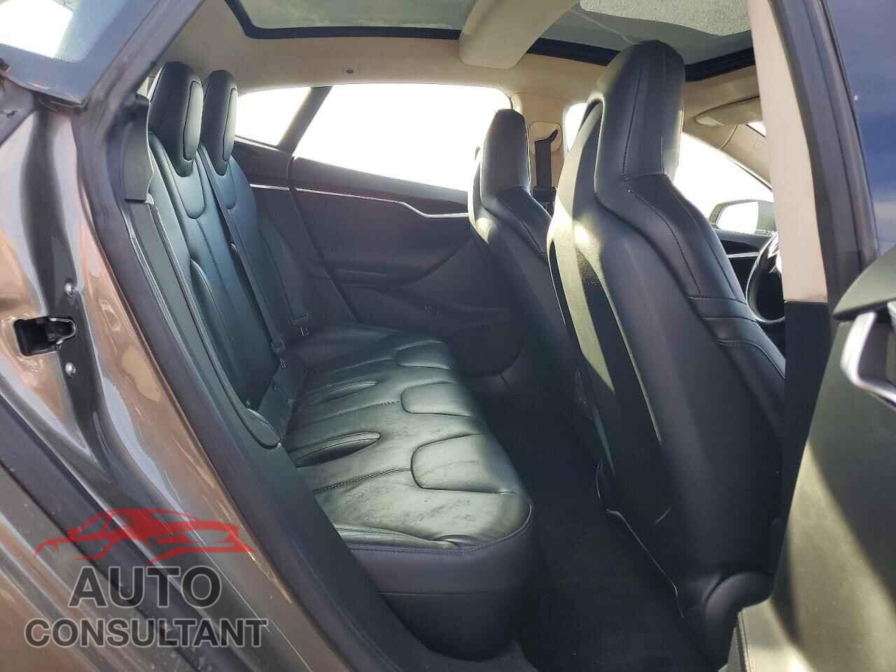 TESLA MODEL S 2016 - 5YJSA1E20GF160672