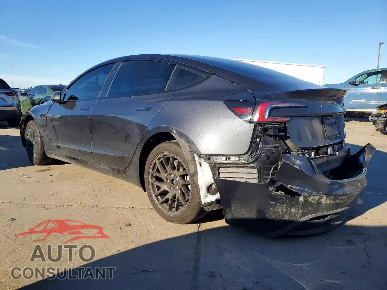 TESLA MODEL 3 2024 - 5YJ3E1EA7RF861874