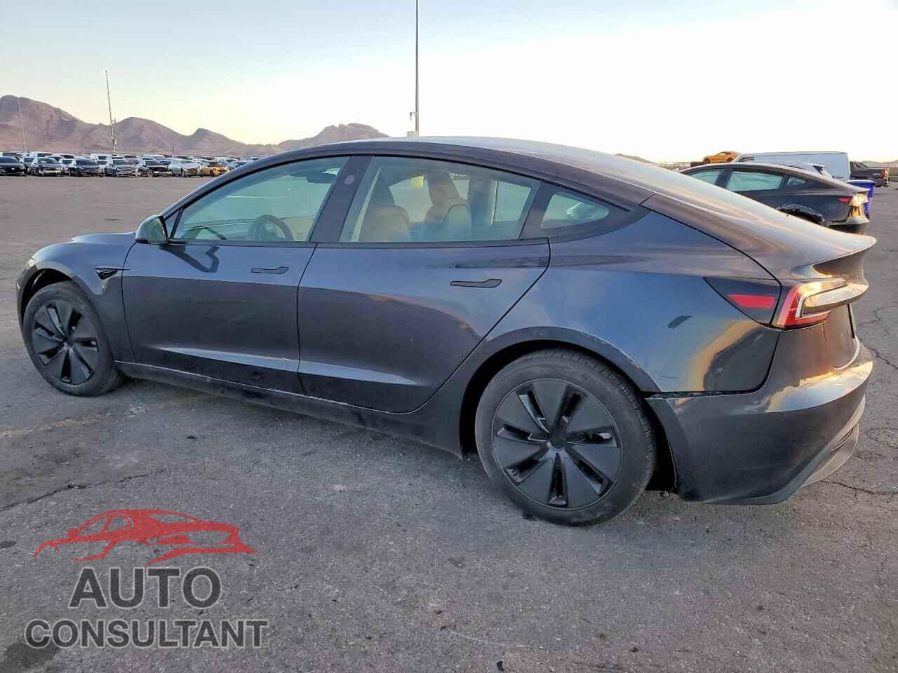 TESLA MODEL 3 2024 - 5YJ3E1EA0RF727627