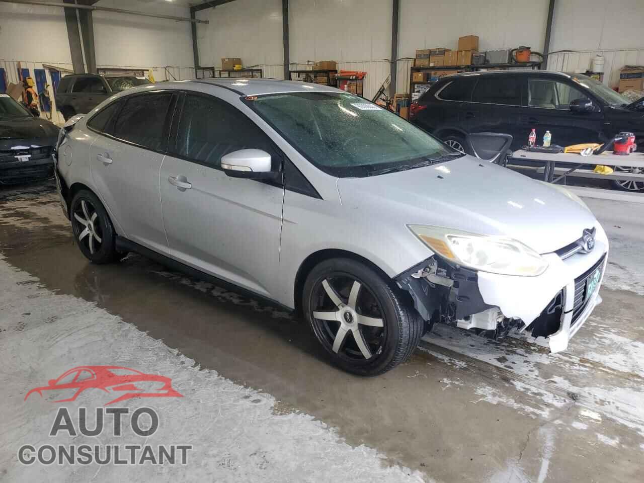 FORD FOCUS 2014 - 1FADP3F26EL257800