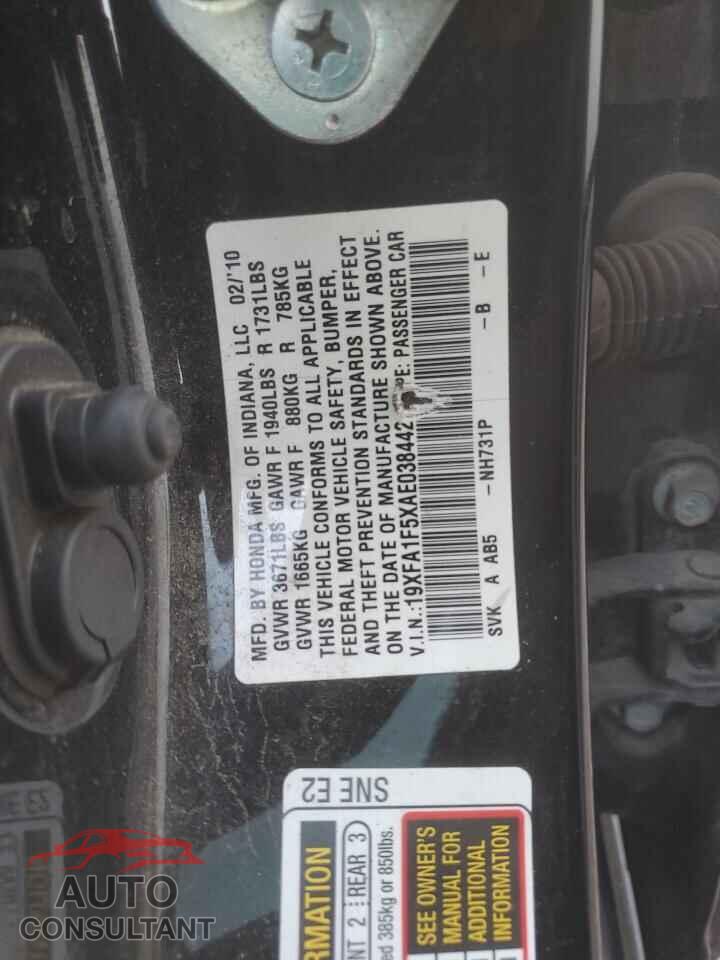 HONDA CIVIC 2010 - 19XFA1F5XAE038442