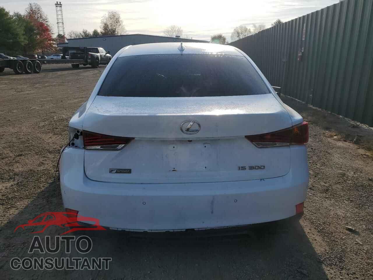 LEXUS IS 2019 - JTHBA1D20K5097339