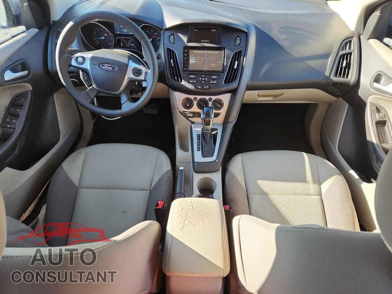 FORD FOCUS 2014 - 1FADP3F28EL403047