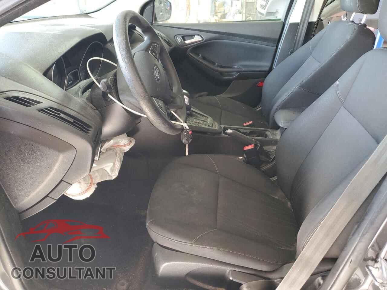 FORD FOCUS 2016 - 1FADP3F27GL347802