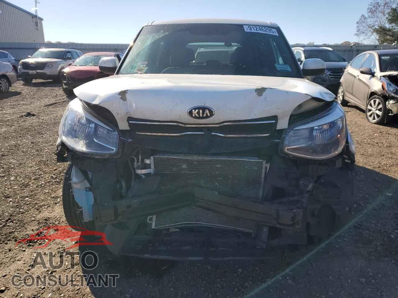 KIA SOUL 2017 - KNDJN2A20H7420975