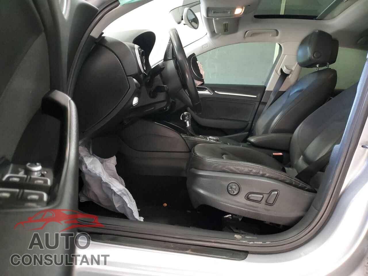 AUDI A3 2015 - WAUBFGFF6F1112846