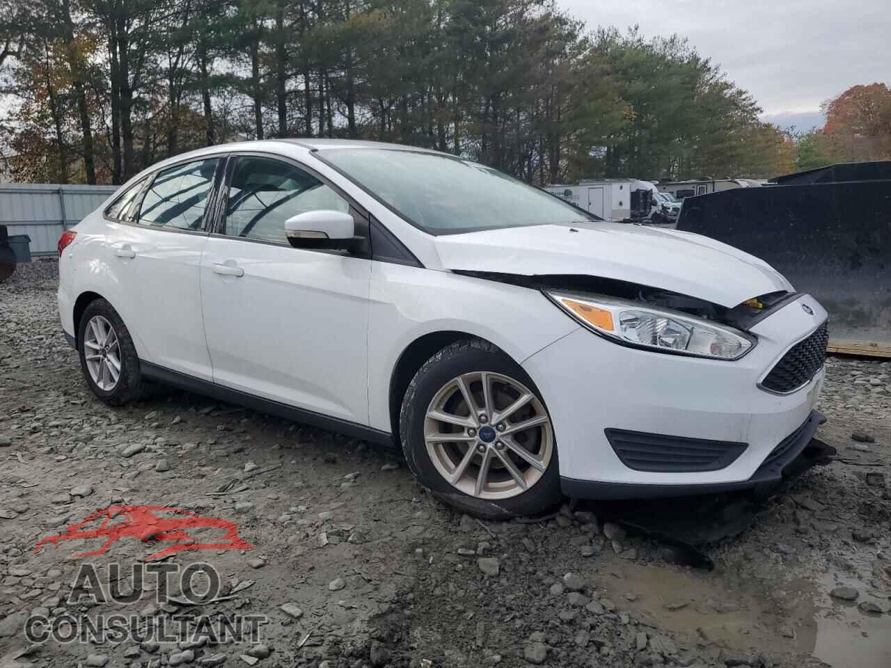 FORD FOCUS 2017 - 1FADP3F23HL285428