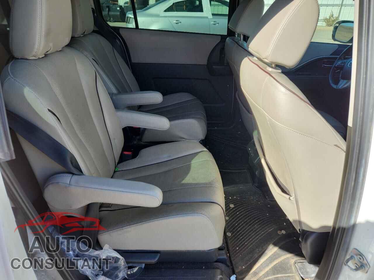MAZDA 5 2014 - JM1CW2DL4E0165603