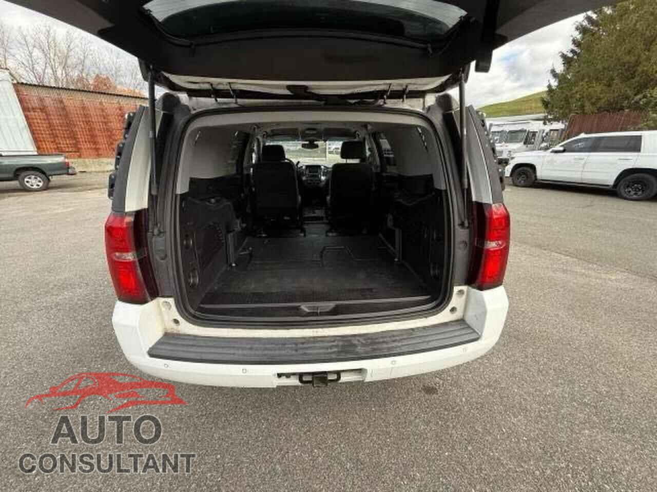 CHEVROLET TAHOE 2017 - 1GNLCDEC2HR190882