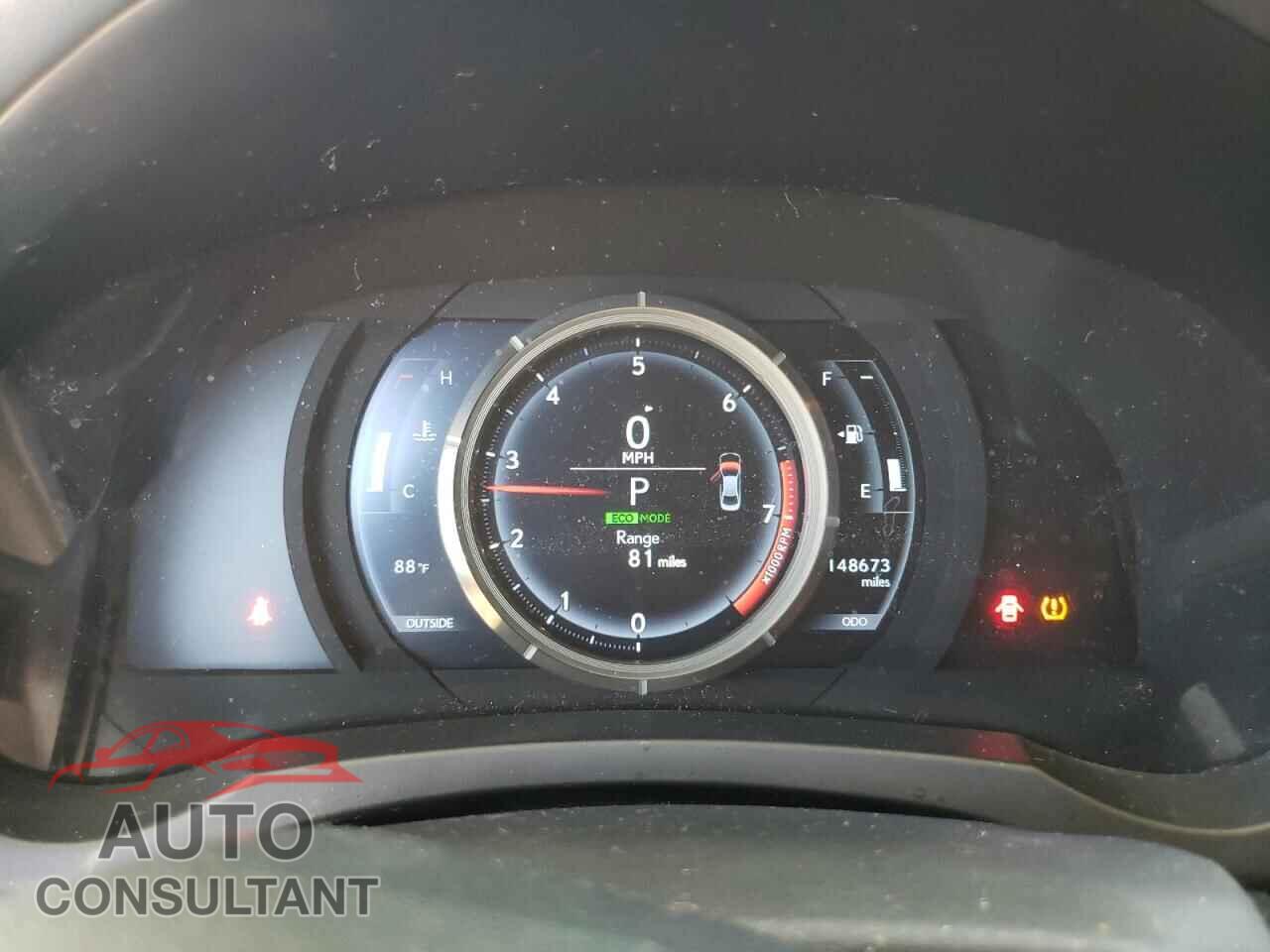 LEXUS IS 2014 - JTHCE1D27E5002028