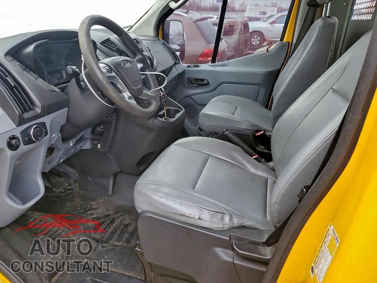 FORD TRANSIT 2017 - 1FTYR2XM9HKA77950