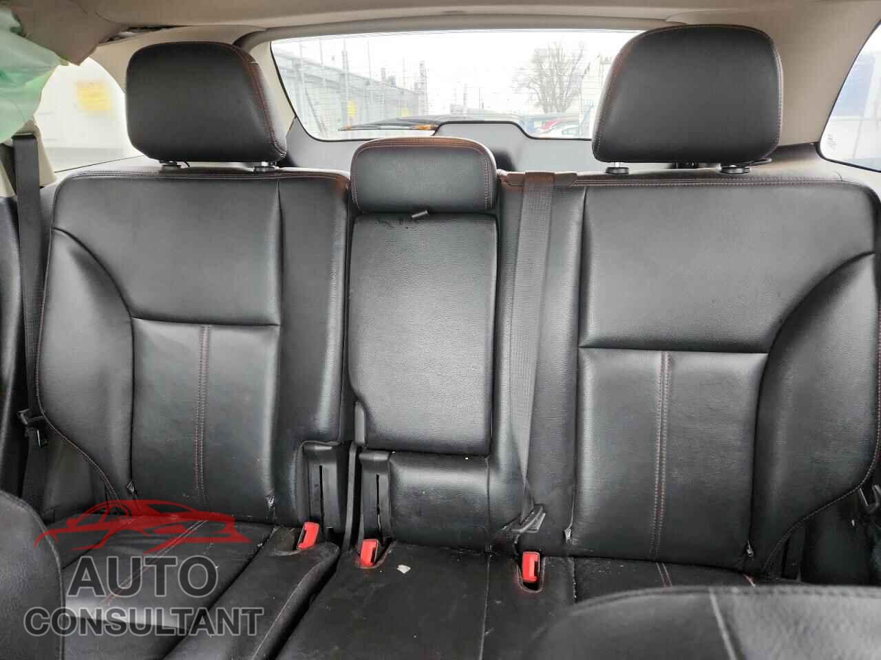 FORD EDGE 2013 - 2FMDK3JC6DBE32405