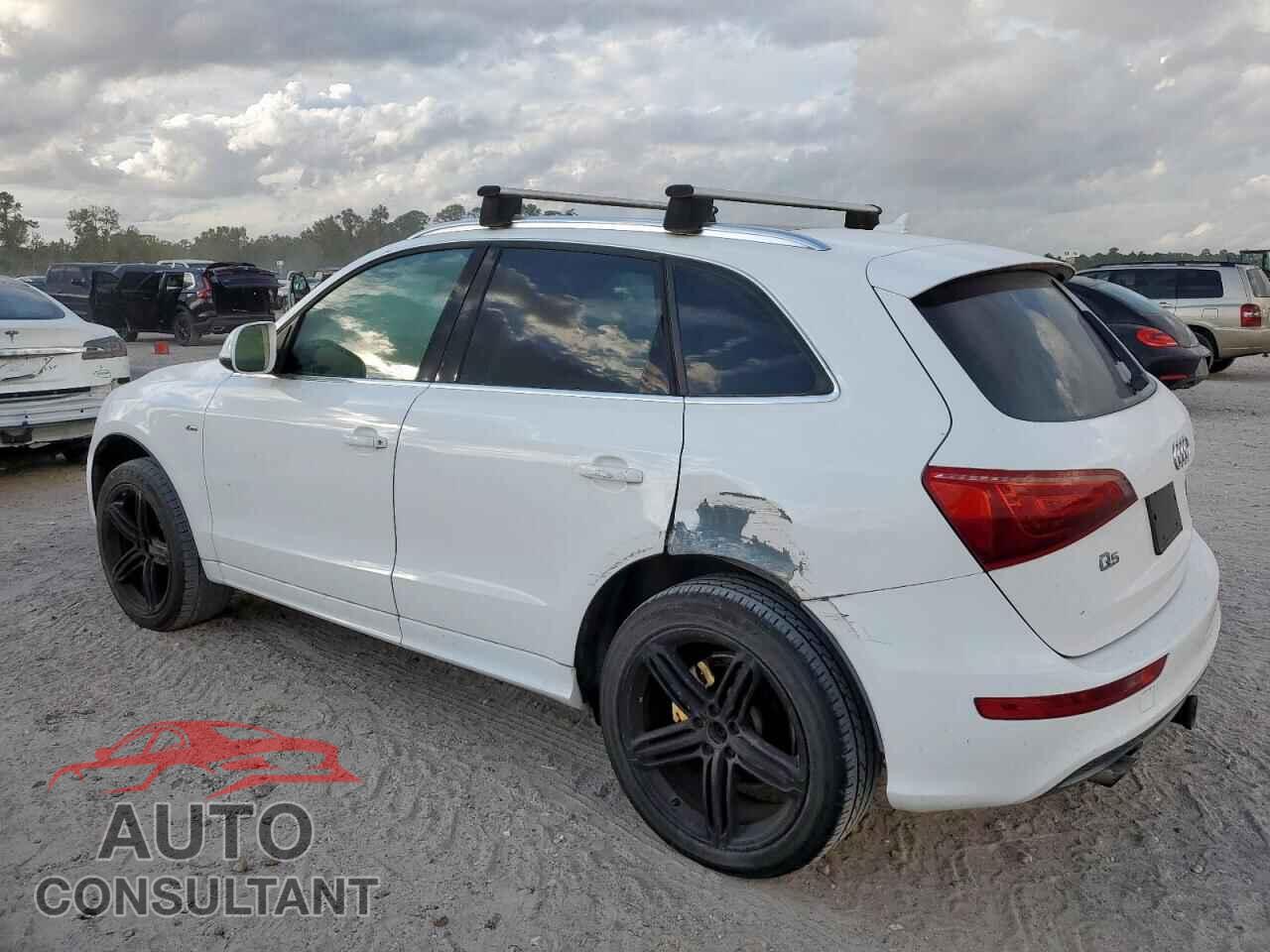 AUDI Q5 2011 - WA1DKBFP2BA013352