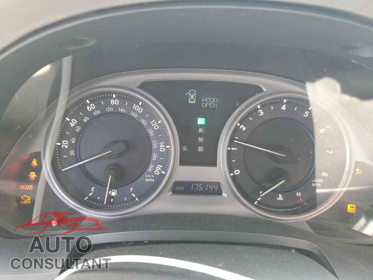 LEXUS IS 2010 - JTHBF5C25A5122423