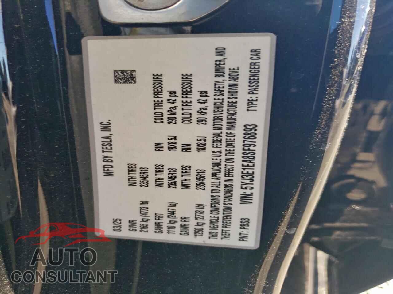 TESLA MODEL 3 2025 - 5YJ3E1EA8SF976893