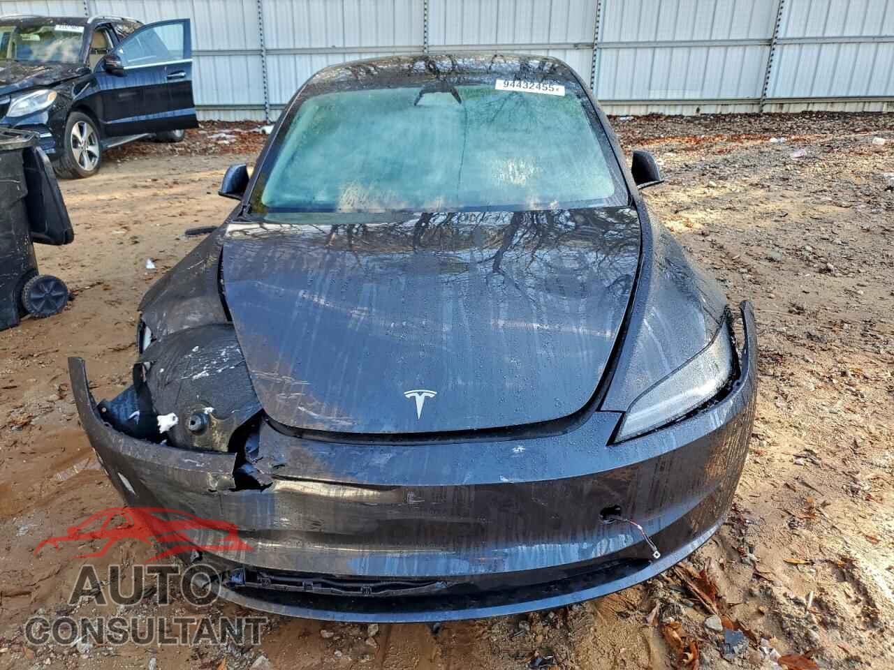 TESLA MODEL 3 2024 - 5YJ3E1EA6RF855371