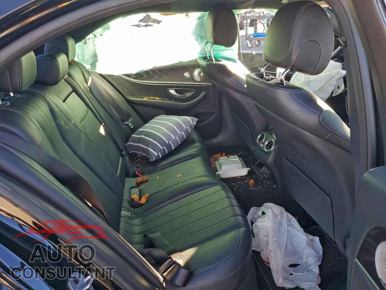 MERCEDES-BENZ E-CLASS 2020 - WDDZF8DB2LA727113