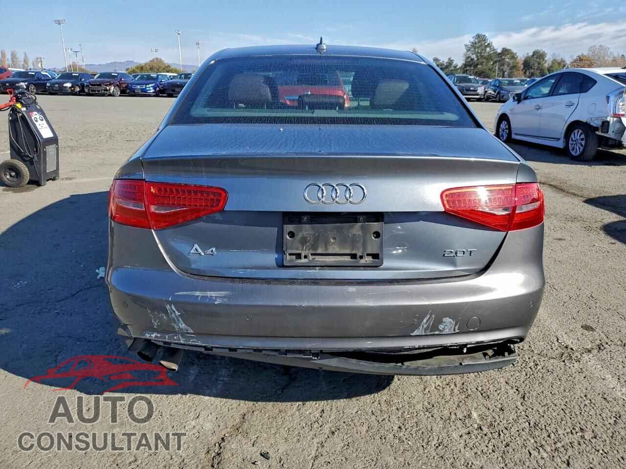 AUDI A4 2013 - WAUEFAFL7DN026869