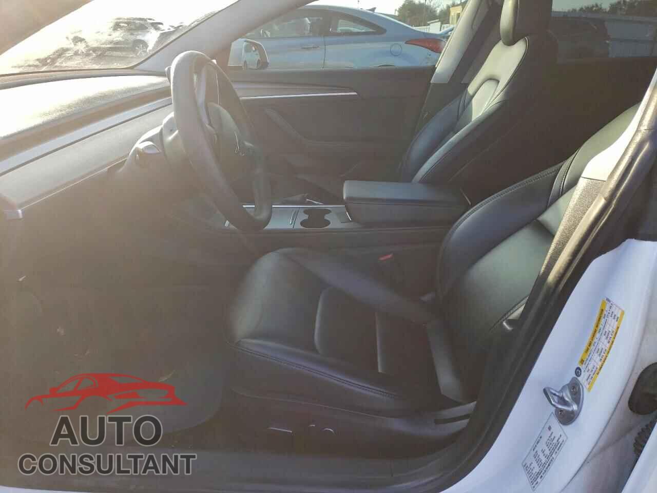 TESLA MODEL 3 2021 - 5YJ3E1EA4MF073210