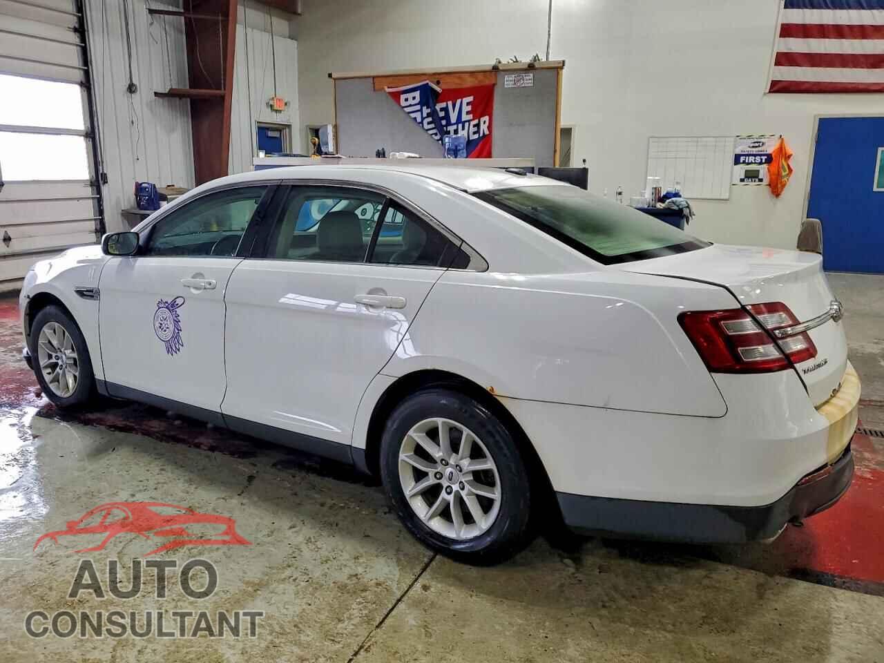 FORD TAURUS 2015 - 1FAHP2D81FG106456