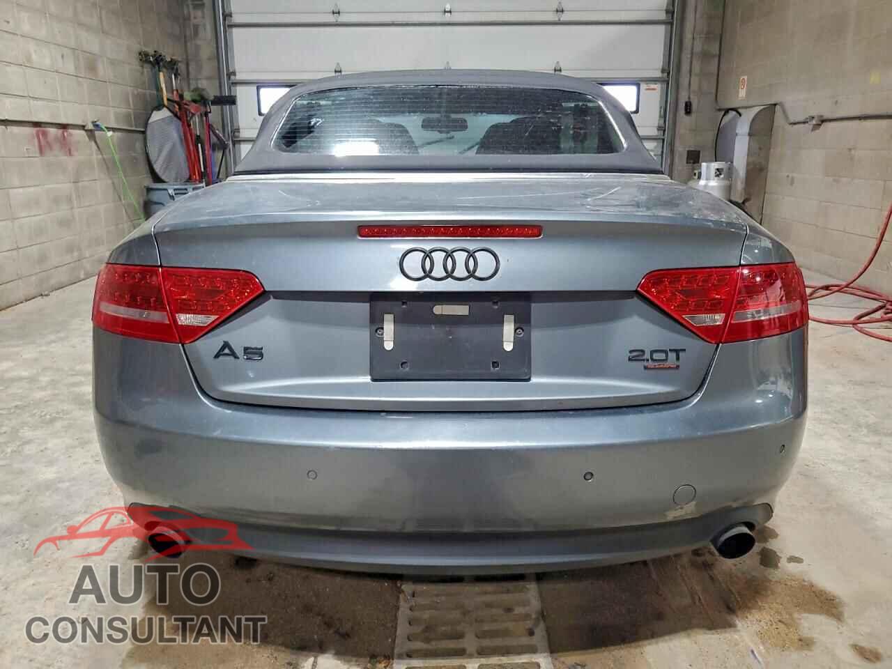 AUDI A5 2012 - WAULFAFH4CN001977