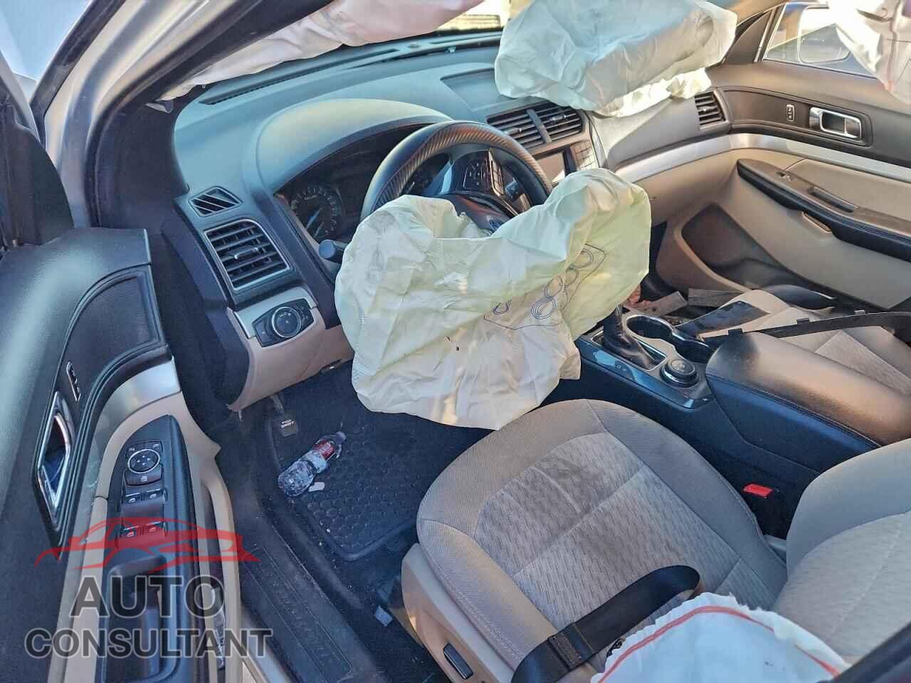 FORD EXPLORER 2018 - 1FM5K8B87JGB31092
