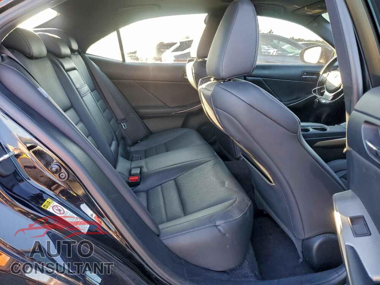 LEXUS IS 2014 - JTHCF1D26E5000297