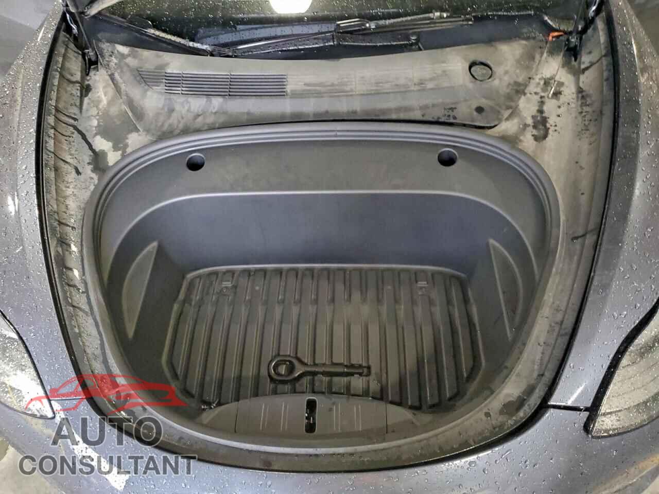 TESLA MODEL 3 2023 - 5YJ3E1EA0PF706323