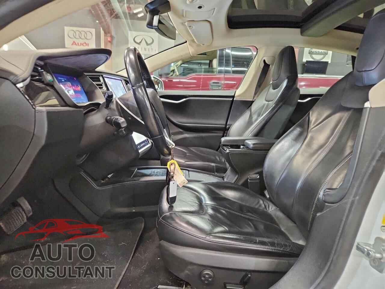 TESLA MODEL S 2014 - 5YJSA1H11EFP41100